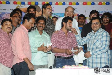 Aadi Birthday Celebrations With Pyaar Mein Padipoyane Team